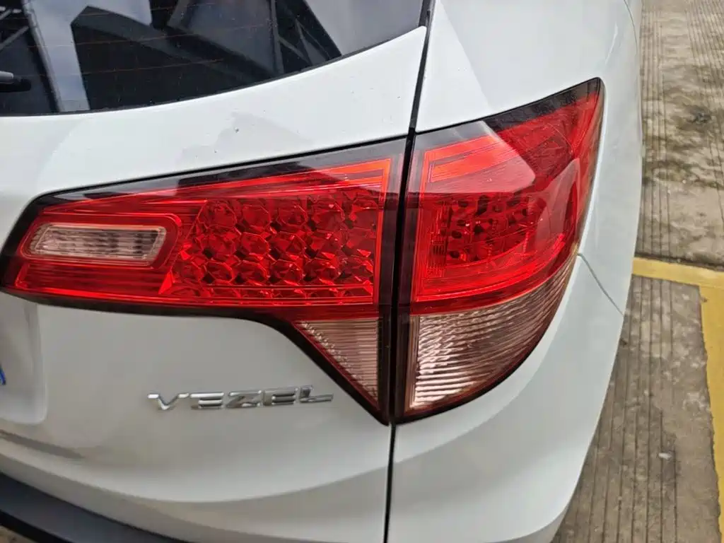 Honda Vezel — миниатюра 8