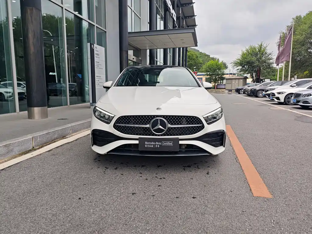 Mercedes-Benz A-Class — миниатюра 6
