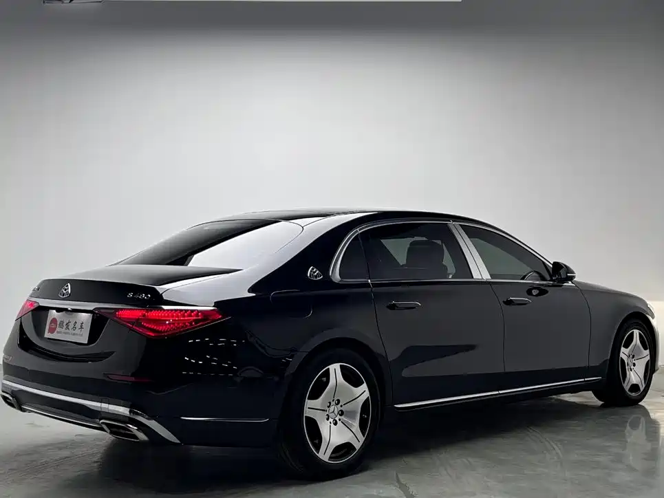 Mercedes-Benz S-Class — миниатюра 17