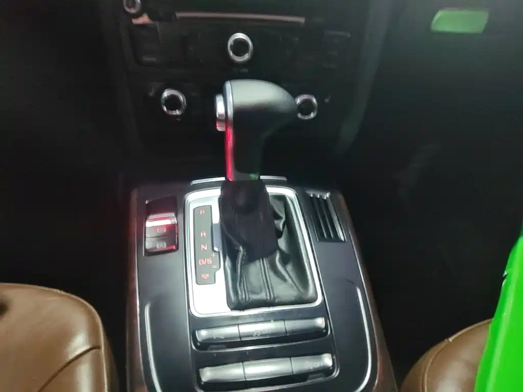 Audi A4L — миниатюра 14