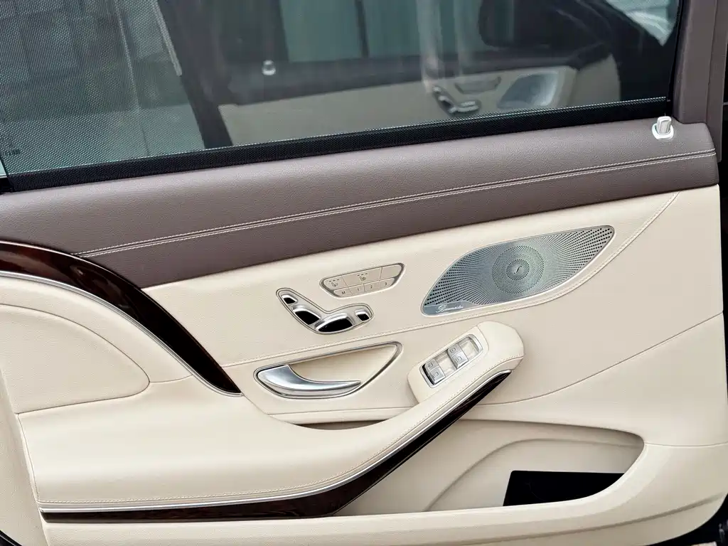 Mercedes-Benz S-Class — миниатюра 18