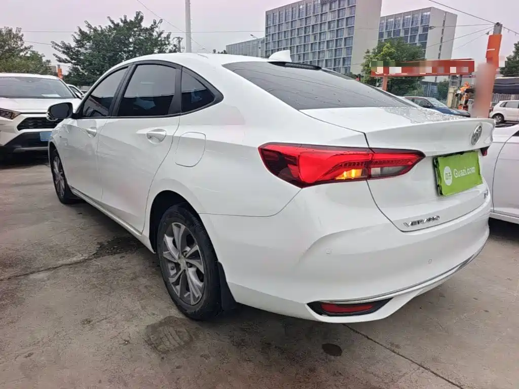 Buick Verano — миниатюра 5