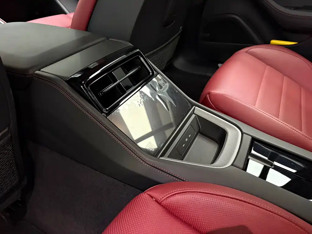 Porsche Panamera — миниатюра 11