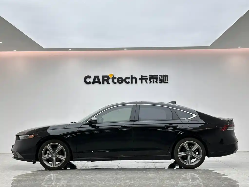 Honda Accord — миниатюра 2