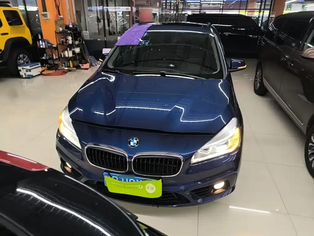 BMW 2 Series Active Tourer — миниатюра 3
