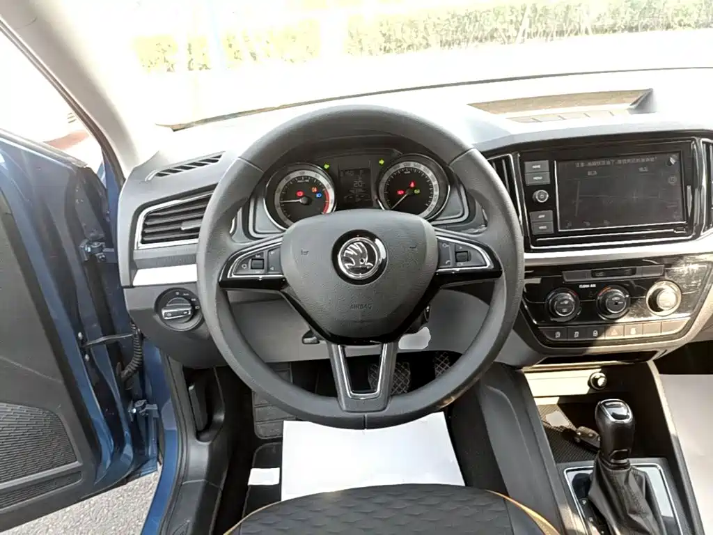 Skoda Kamiq — миниатюра 11