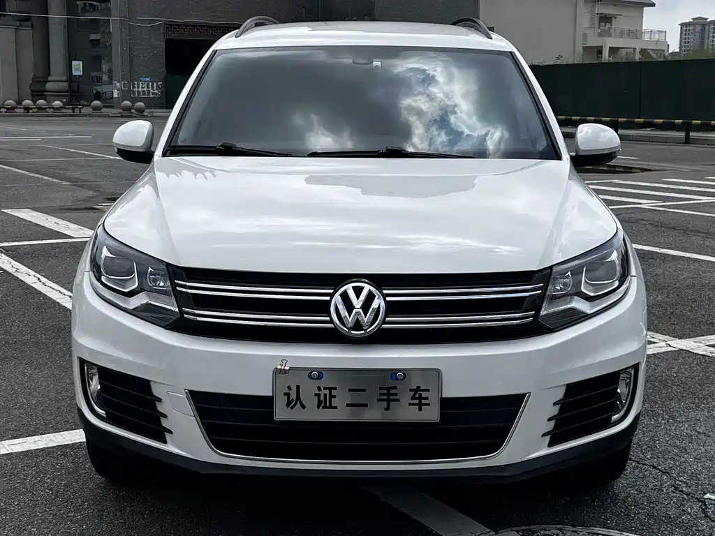Volkswagen Tiguan — миниатюра 2