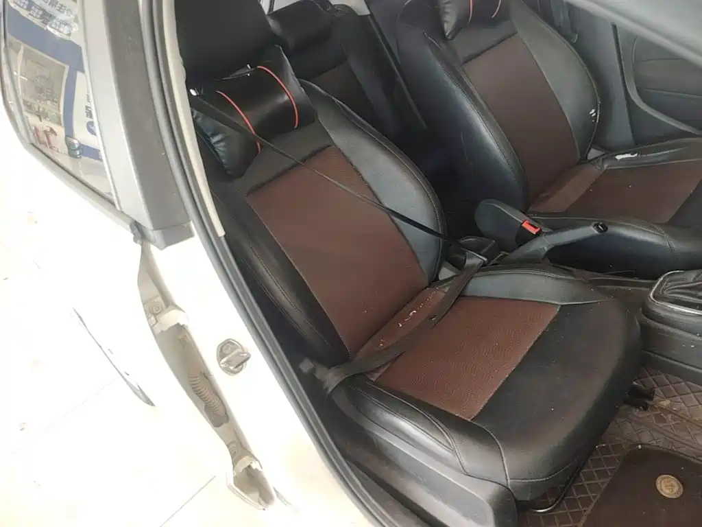 Volkswagen Polo — миниатюра 25