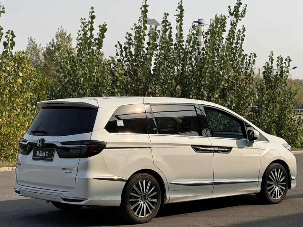 Honda Elysion — миниатюра 12