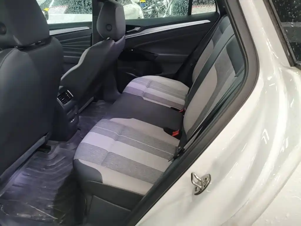 Volkswagen ID.4 Crozz — миниатюра 17