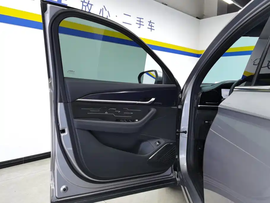 Geely Monjaro L 2024 2.0TD AT