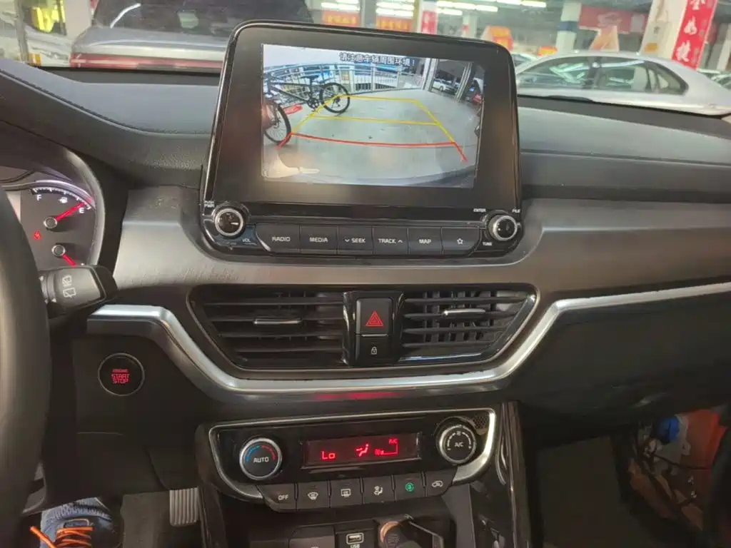 Kia Sportage — миниатюра 13