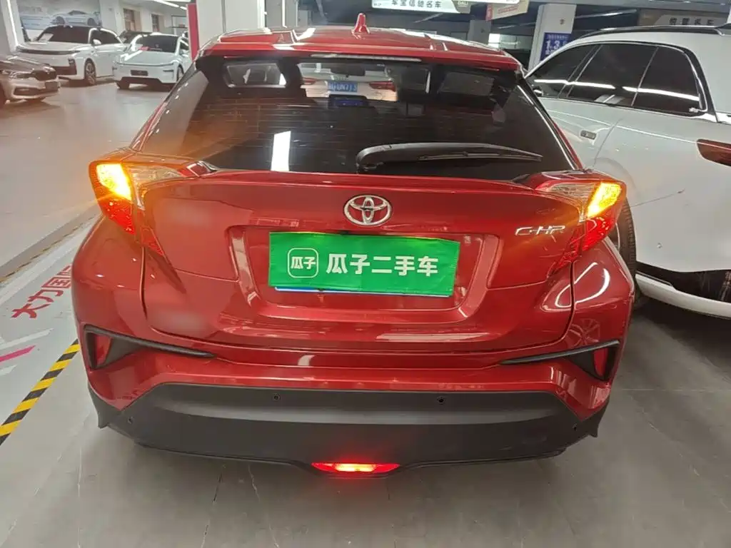 Toyota C-HR — миниатюра 6