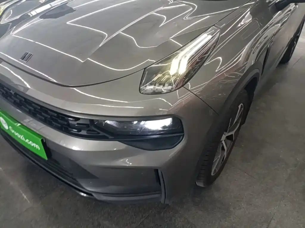 Lynk & Co 01 — миниатюра 24