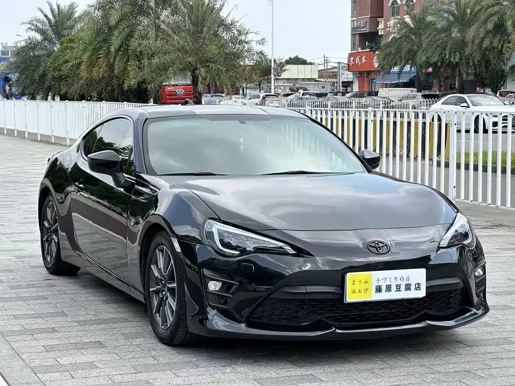 Toyota 86 — миниатюра 3