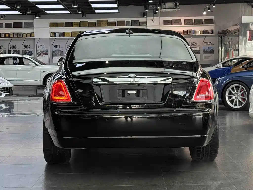Rolls-Royce Ghost 2010 6.6T Standard