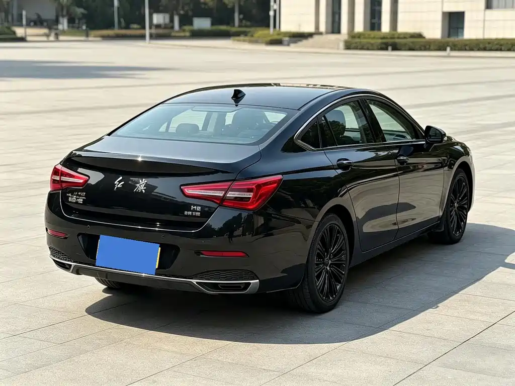Hongqi Hongqi H5 — миниатюра 6