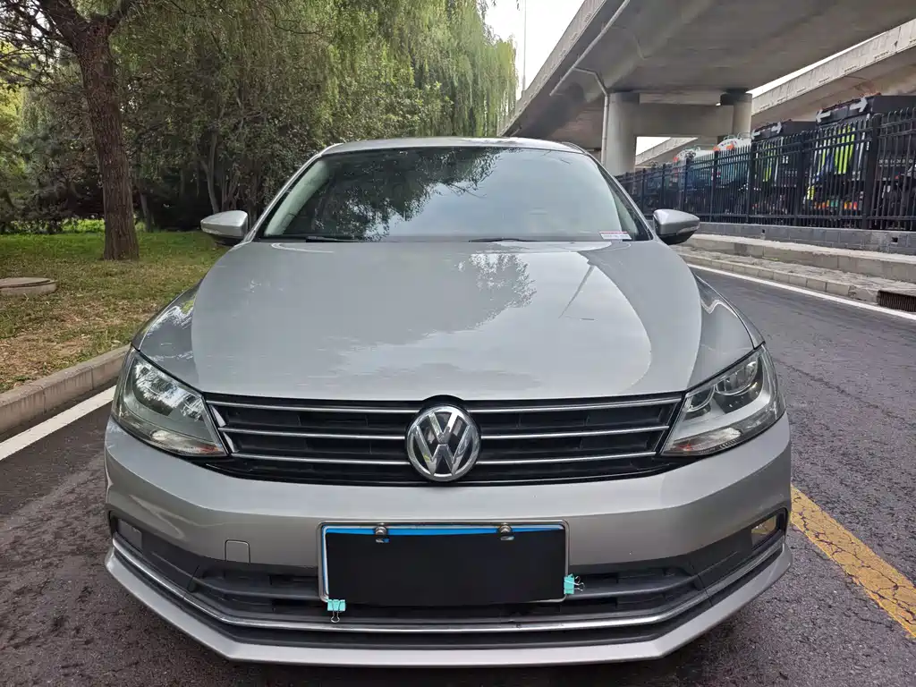 Volkswagen Sagitar — миниатюра 2