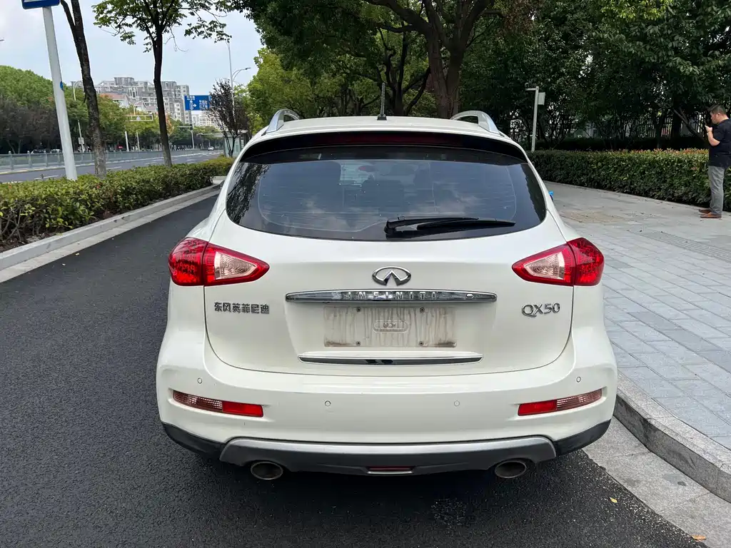 Infiniti QX50 — миниатюра 6
