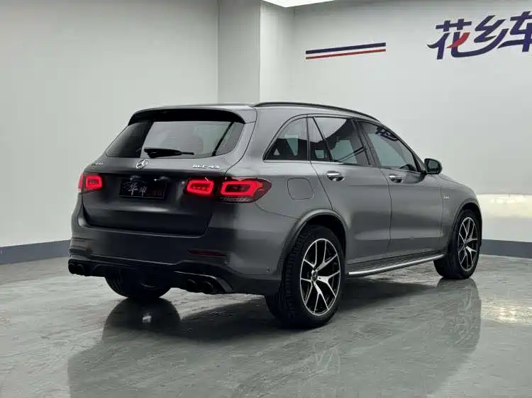 Mercedes-Benz GLC AMG — миниатюра 2
