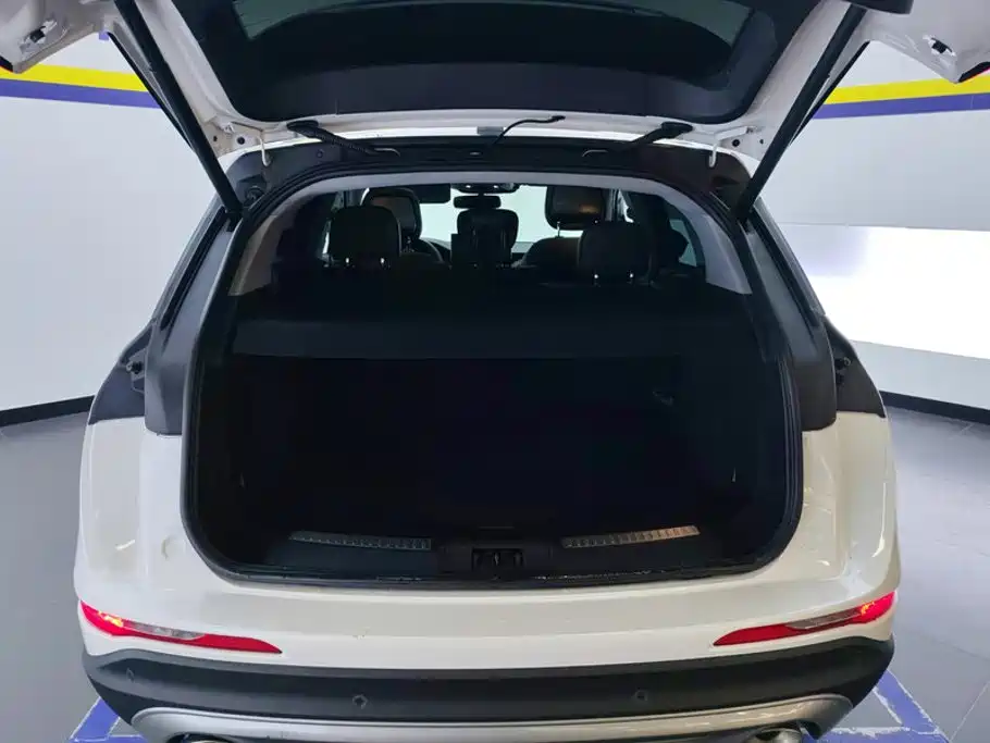 Lincoln Corsair 2022 2.0T