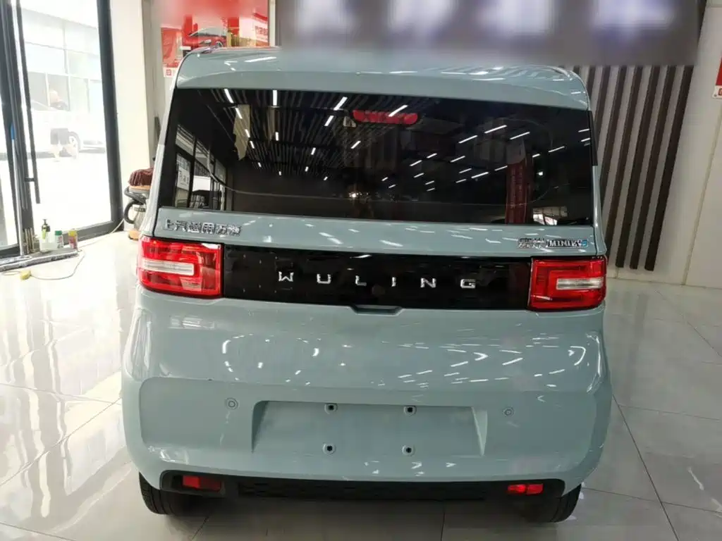 Wuling MINIEV — миниатюра 6