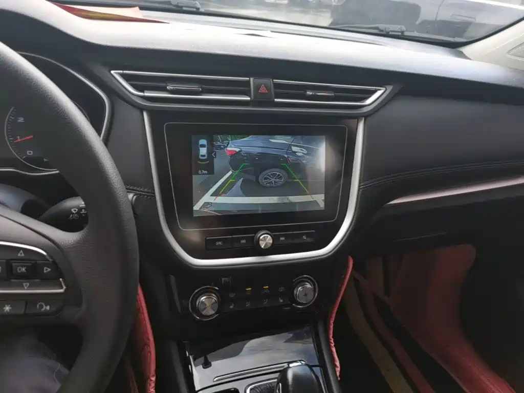 Roewe RX3 — миниатюра 13