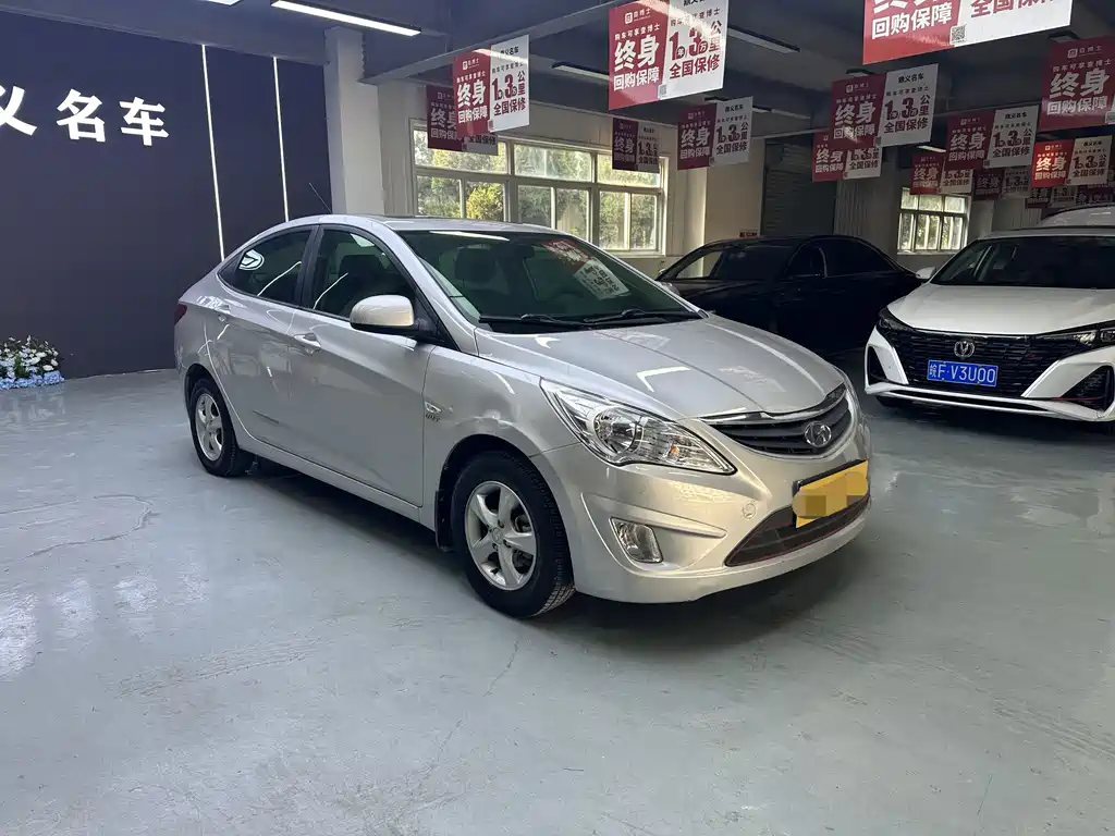 Hyundai Verna — миниатюра 9