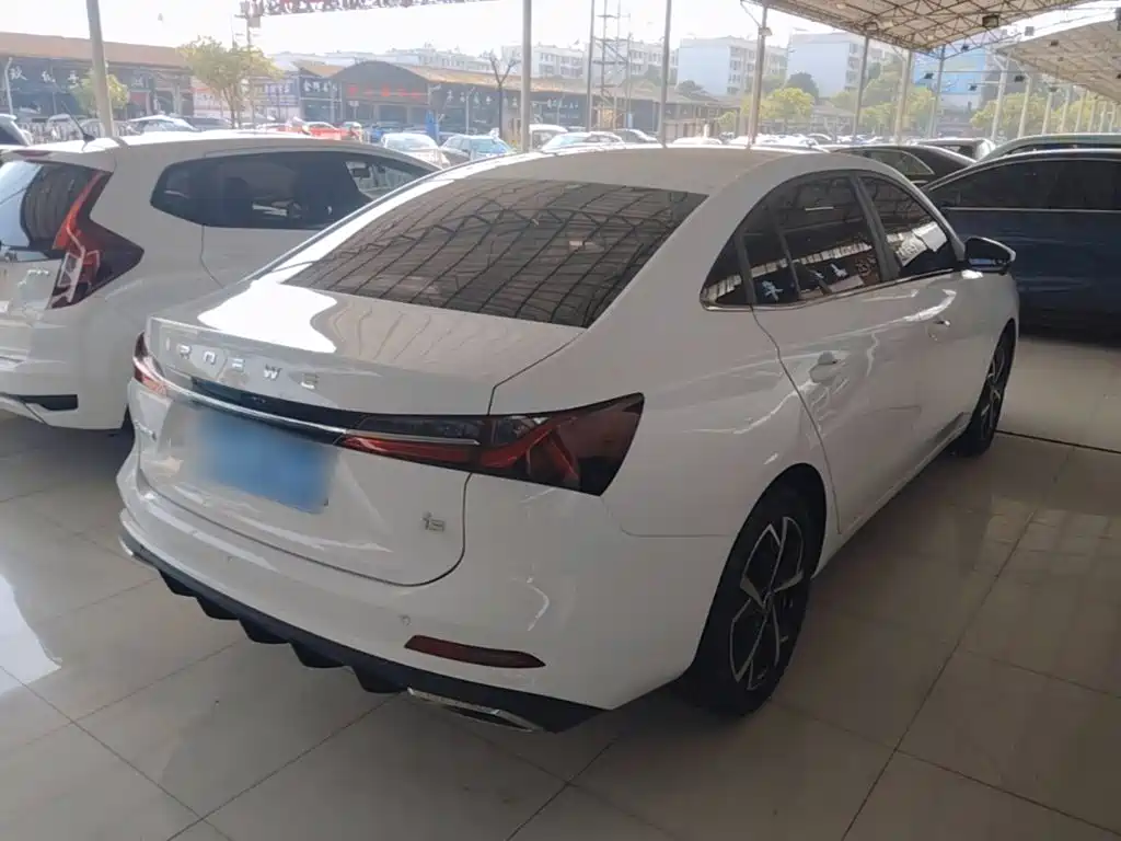 Roewe i5 — миниатюра 7