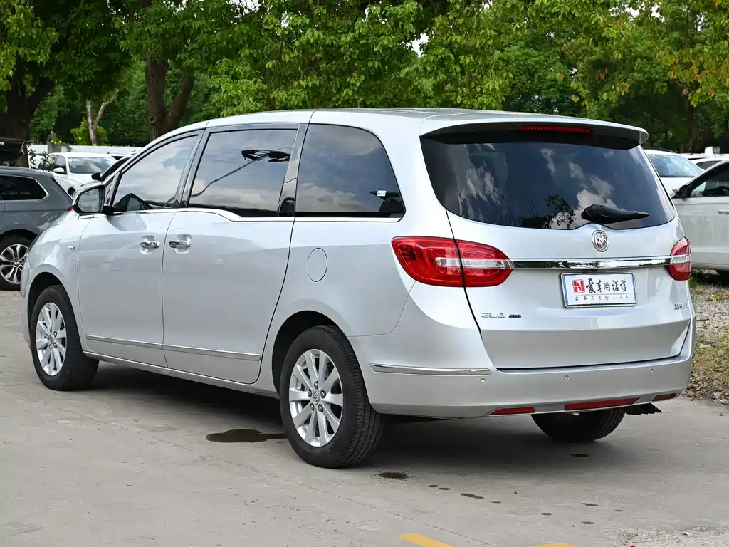 Buick GL8 — миниатюра 4