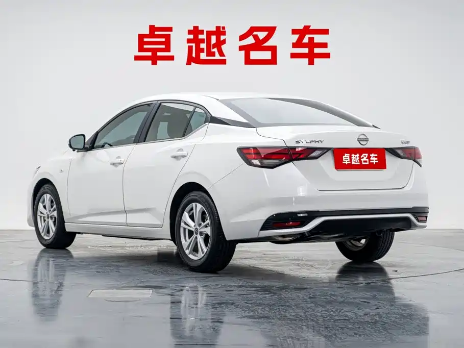 Nissan Sylphy — миниатюра 8