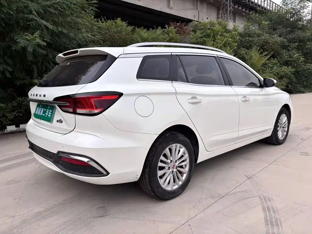 Roewe Ei5 — миниатюра 8