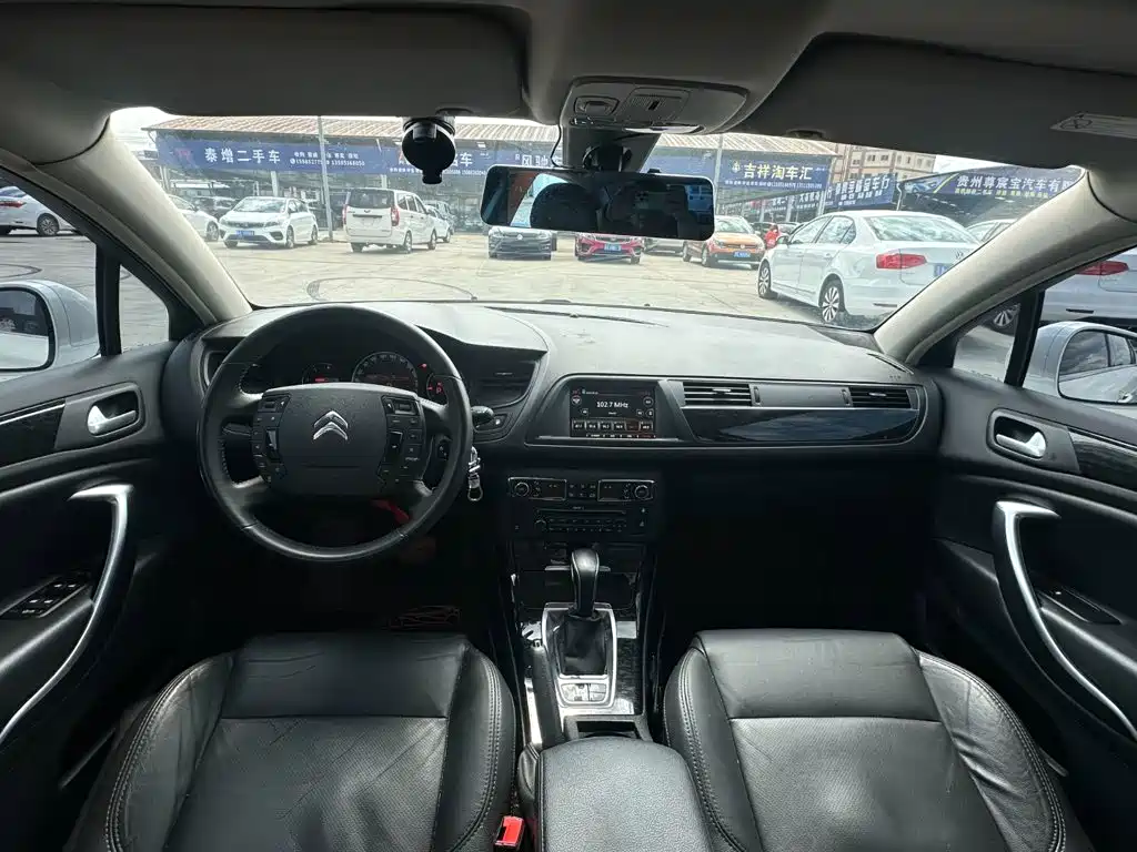 Citroen C5 — миниатюра 10