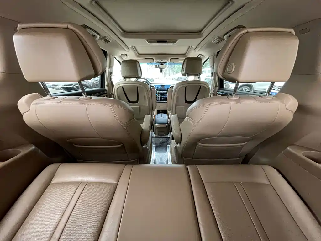 Buick GL8 — миниатюра 22