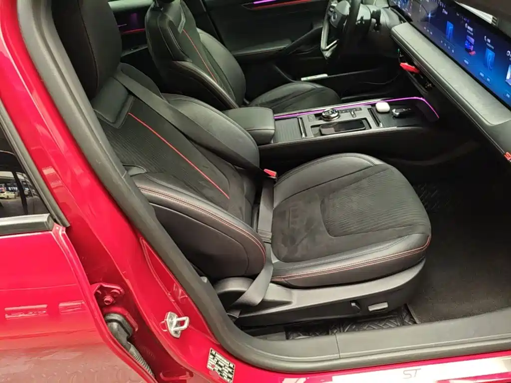 Ford Mondeo — миниатюра 25