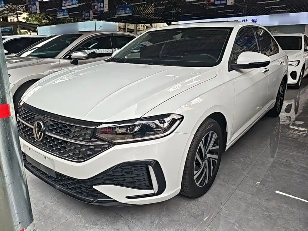 Volkswagen Lavida — миниатюра 2