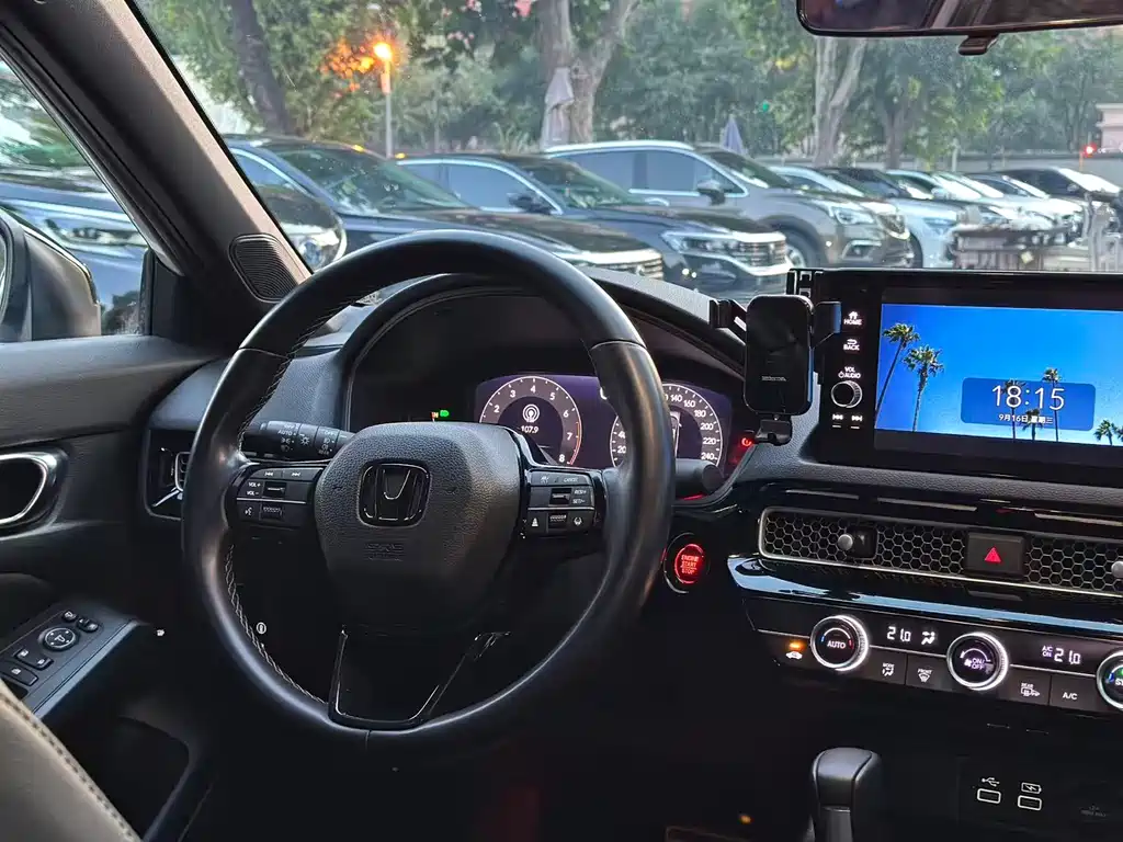 Honda Civic — миниатюра 11