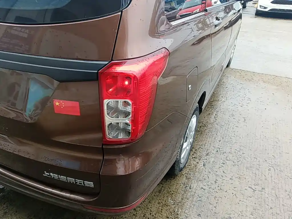 Wuling Hongguang — миниатюра 8