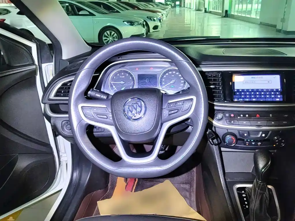 Buick Excelle — миниатюра 11