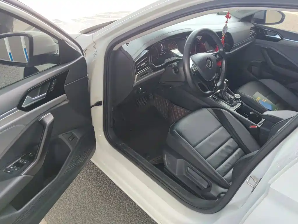 Volkswagen Sagitar — миниатюра 17