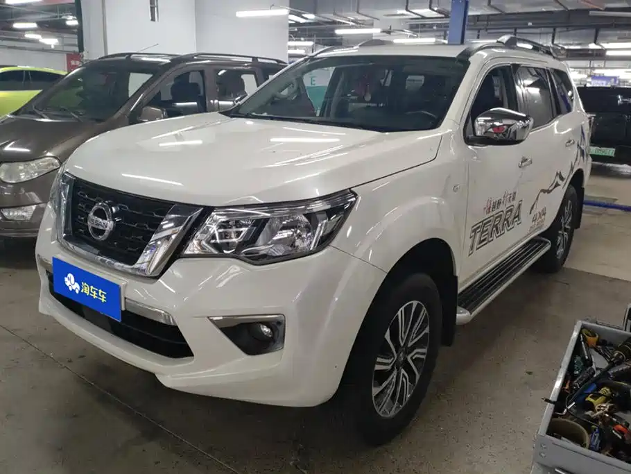 Nissan Terra