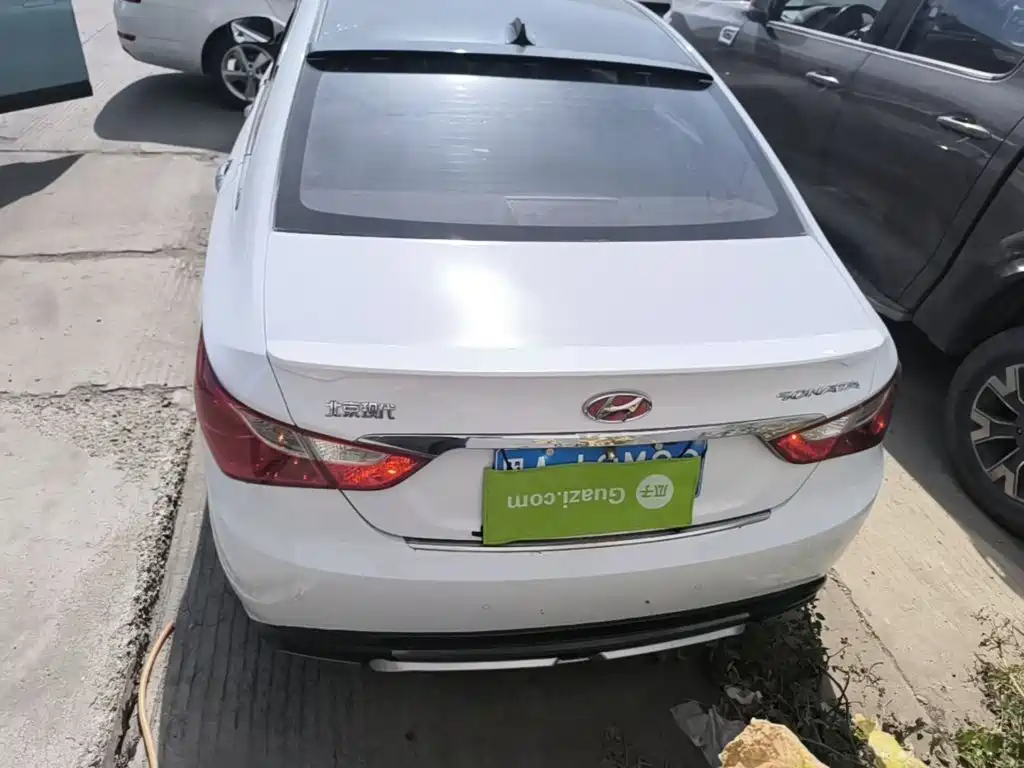 Hyundai Sonata — миниатюра 6