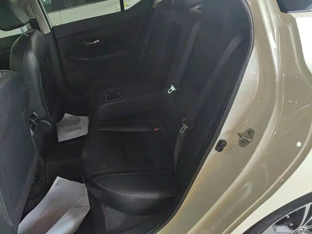 Nissan Sylphy — миниатюра 17