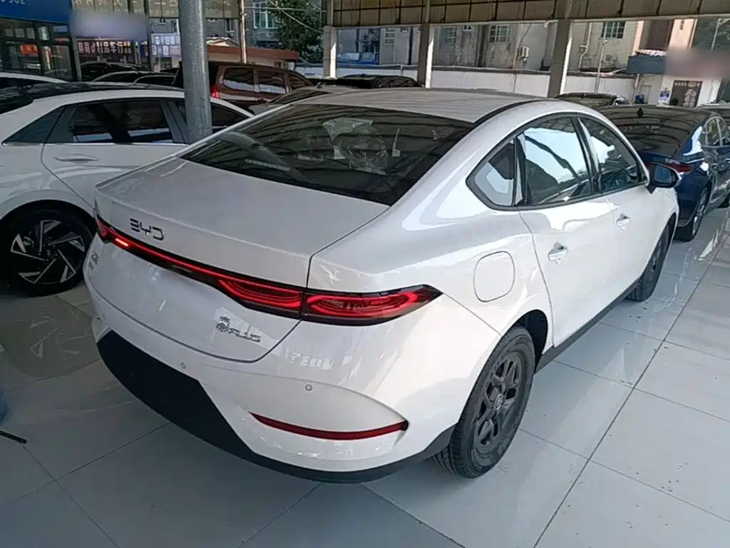 BYD Qin PLUS — миниатюра 7