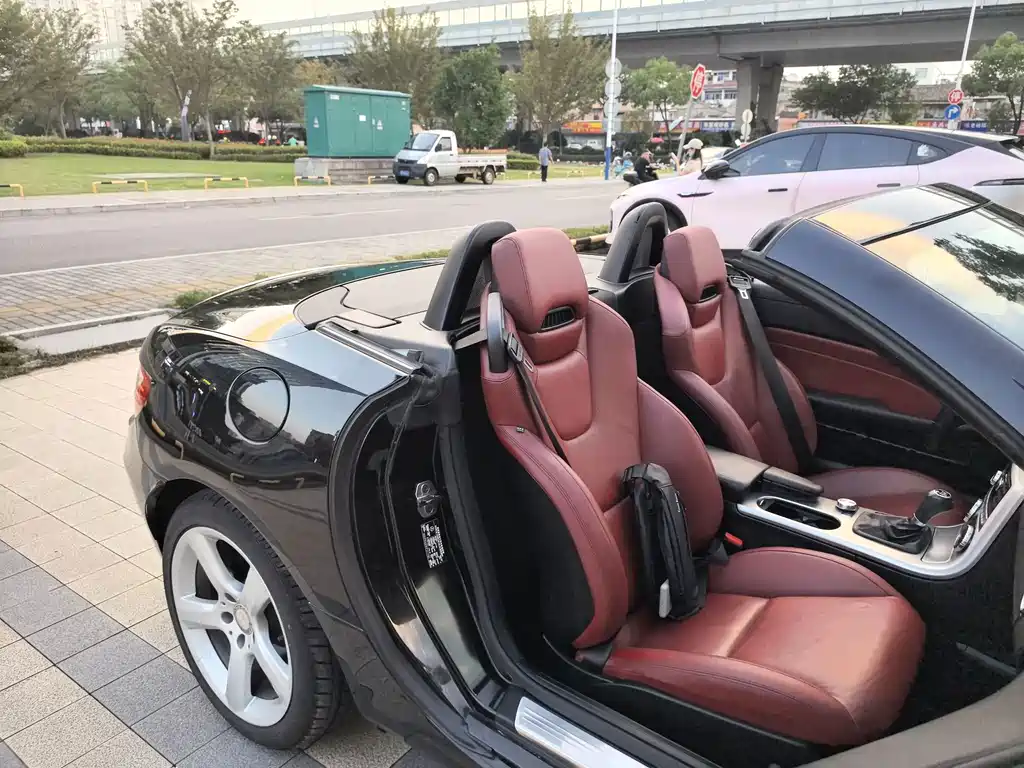 Mercedes-Benz SLK-Class — миниатюра 7