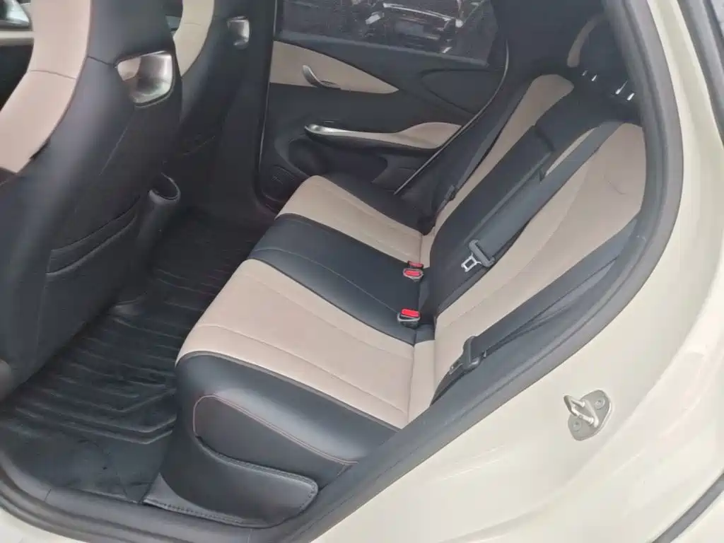 BYD Dolphin — миниатюра 17
