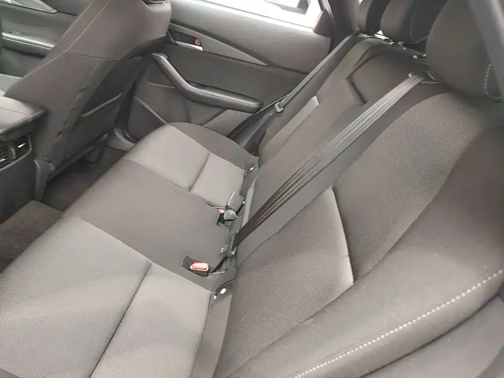 Mazda CX-30 EV — миниатюра 17