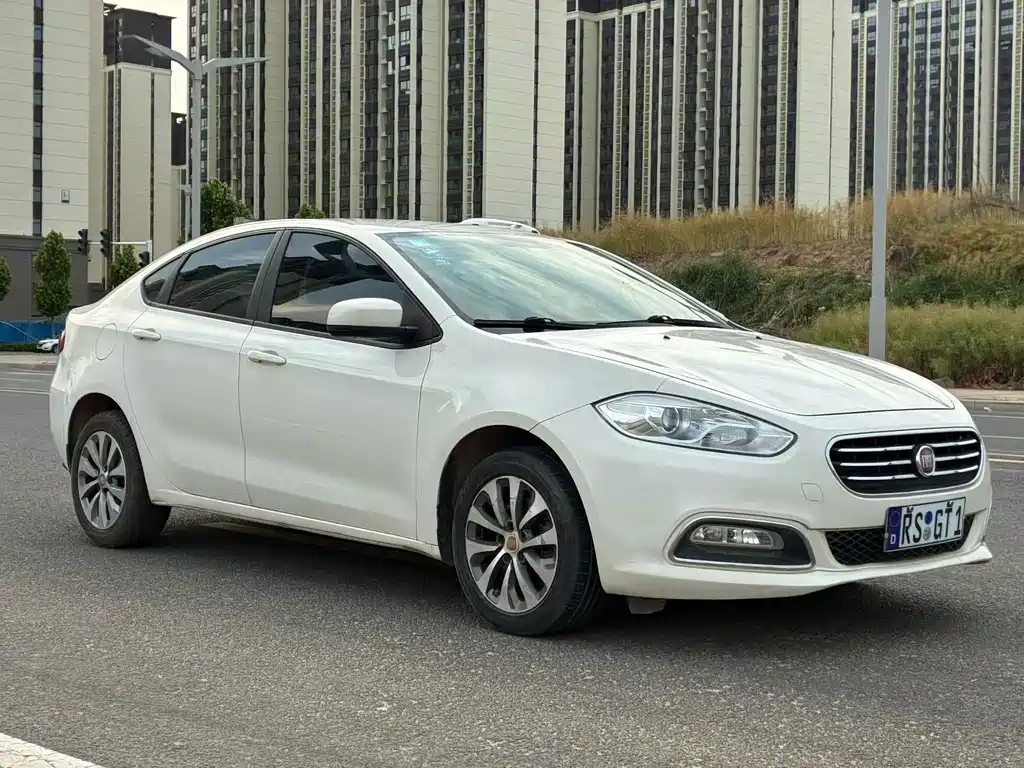 Fiat Viaggio — миниатюра 3