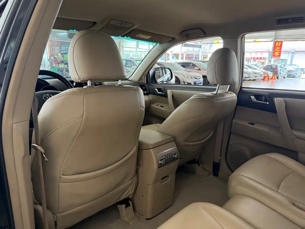 Toyota Highlander — фотографии объявления, Фото 16