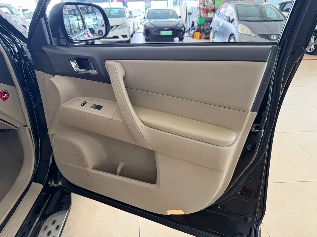Toyota Highlander — фотографии объявления, Фото 27